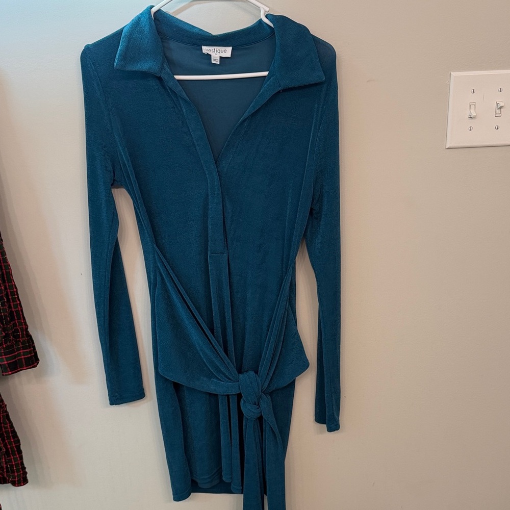 Vestique Teal Long Sleeve Mini Dress